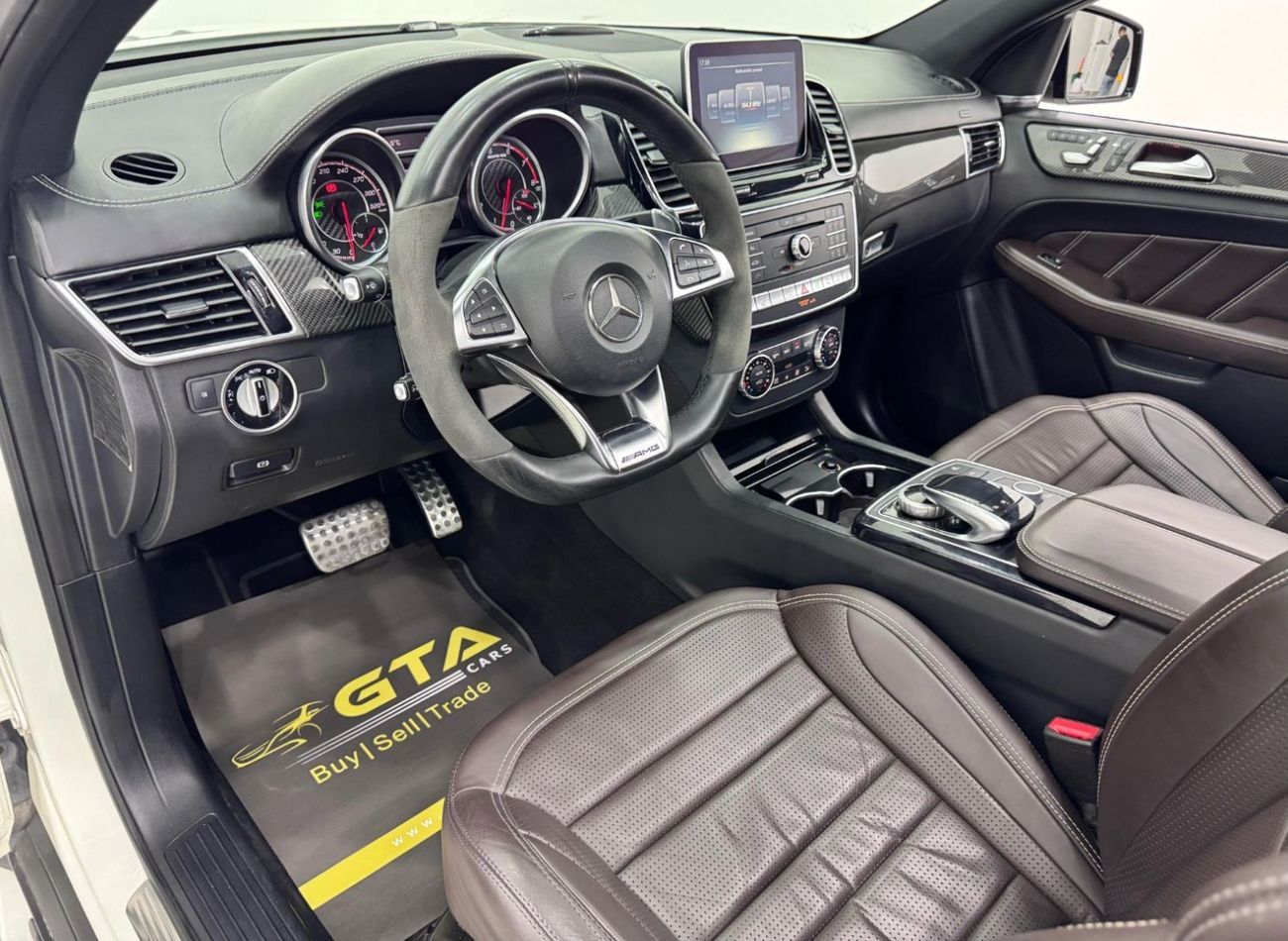 مرسيدس بنز GLE 63 S AMG كوبيه 2016 Mercedes Benz GLE63S AMG, Full Service History, Excellent Condition, GCC