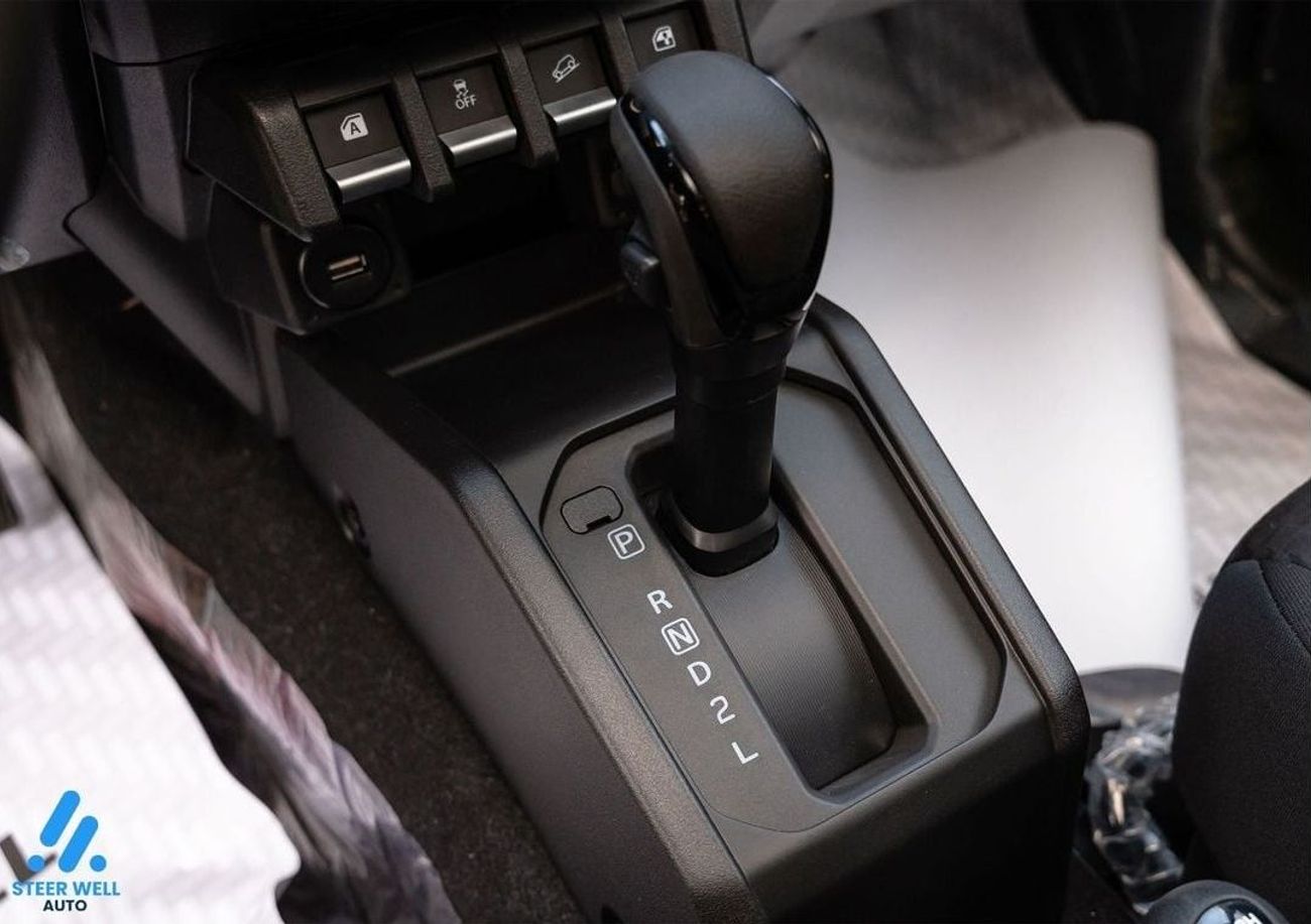 سوزوكي جيمني GLX | 9 inch Display | Hill Decent Control | Rear Camera | Book Now - For Export!
