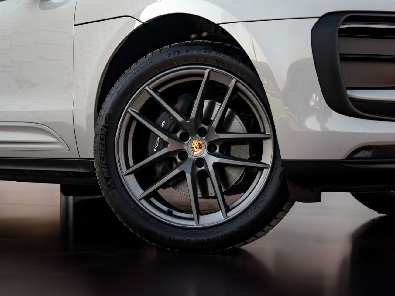 بورش ماكان Std 2.0L (252 HP)