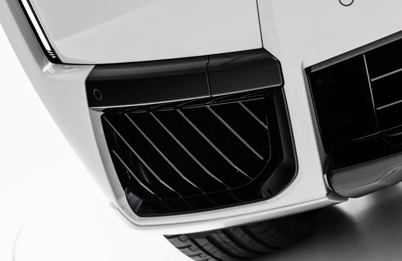 Rolls-Royce Cullinan 6.75L V12 Twin-Turbocharged Engine