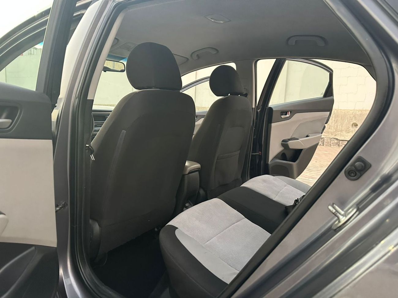 هيونداي أكسنت GL 1.6L (138 HP) Sedan