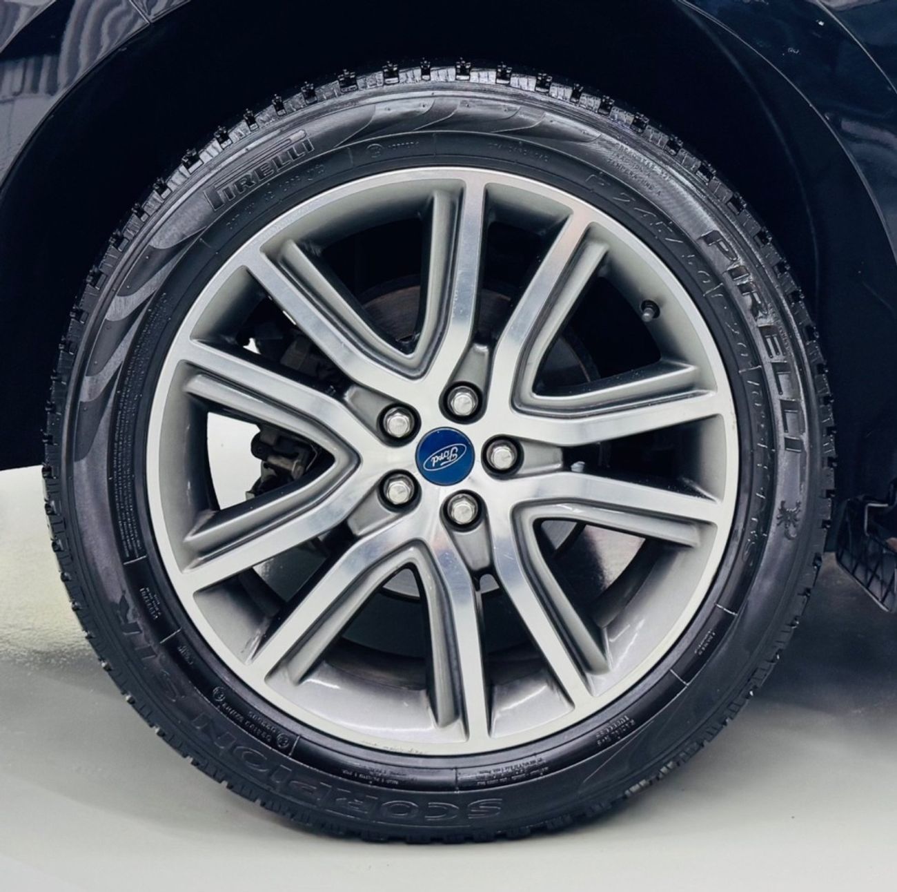 فورد إدج GCC .. FSH .. Original paint .. warranty .. Service .. AWD .. Titanium .