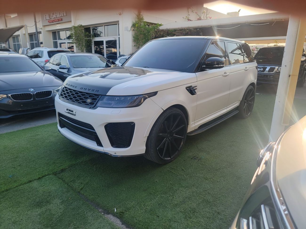 لاند روفر رينج روفر سبورت SVR 5.0L (550 HP)