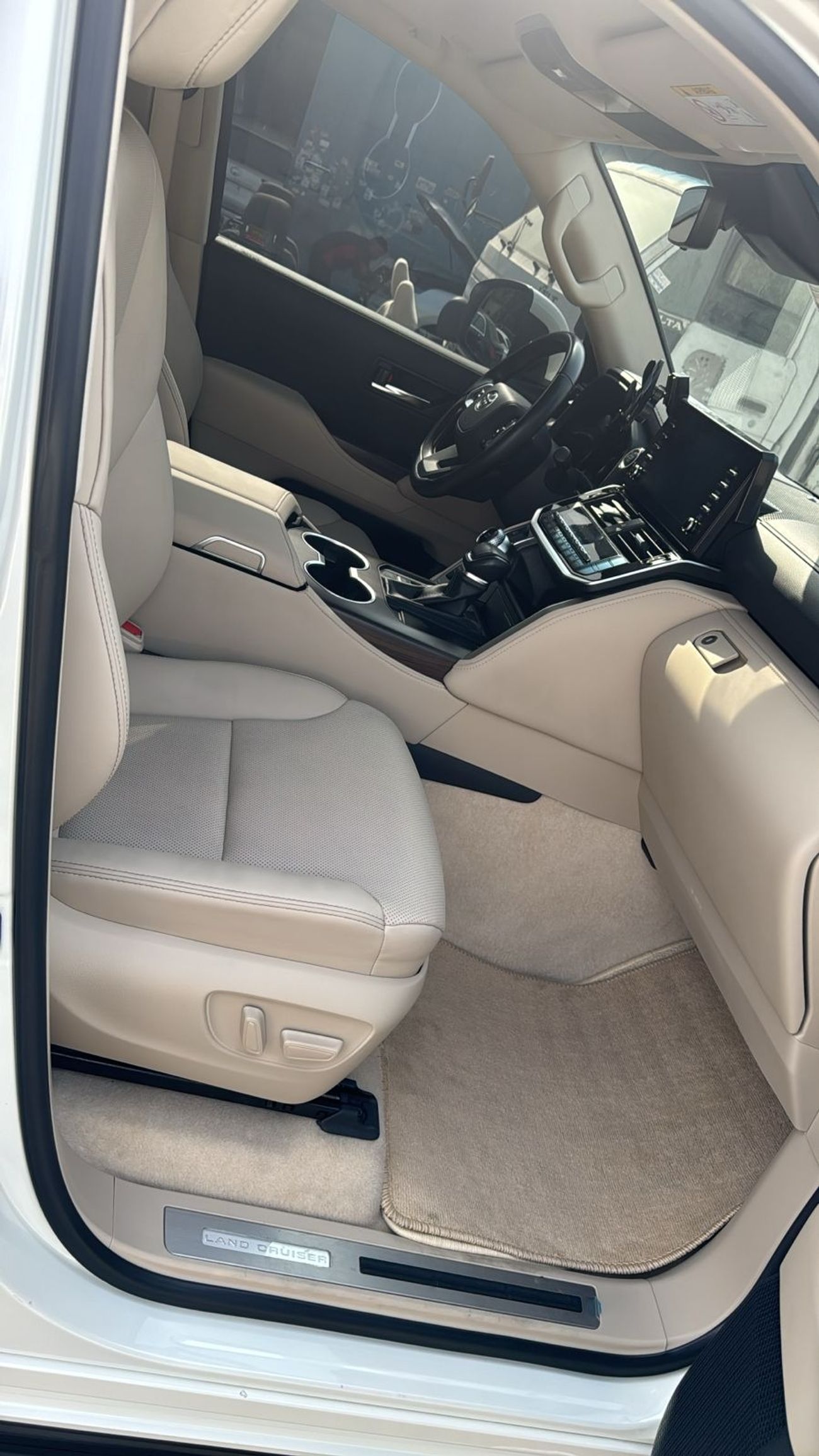 Toyota Land Cruiser GXR 4.0L