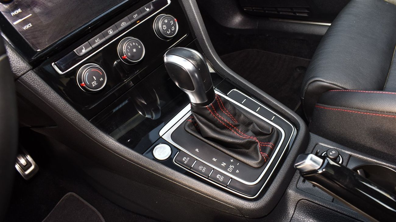 Volkswagen Golf GTI