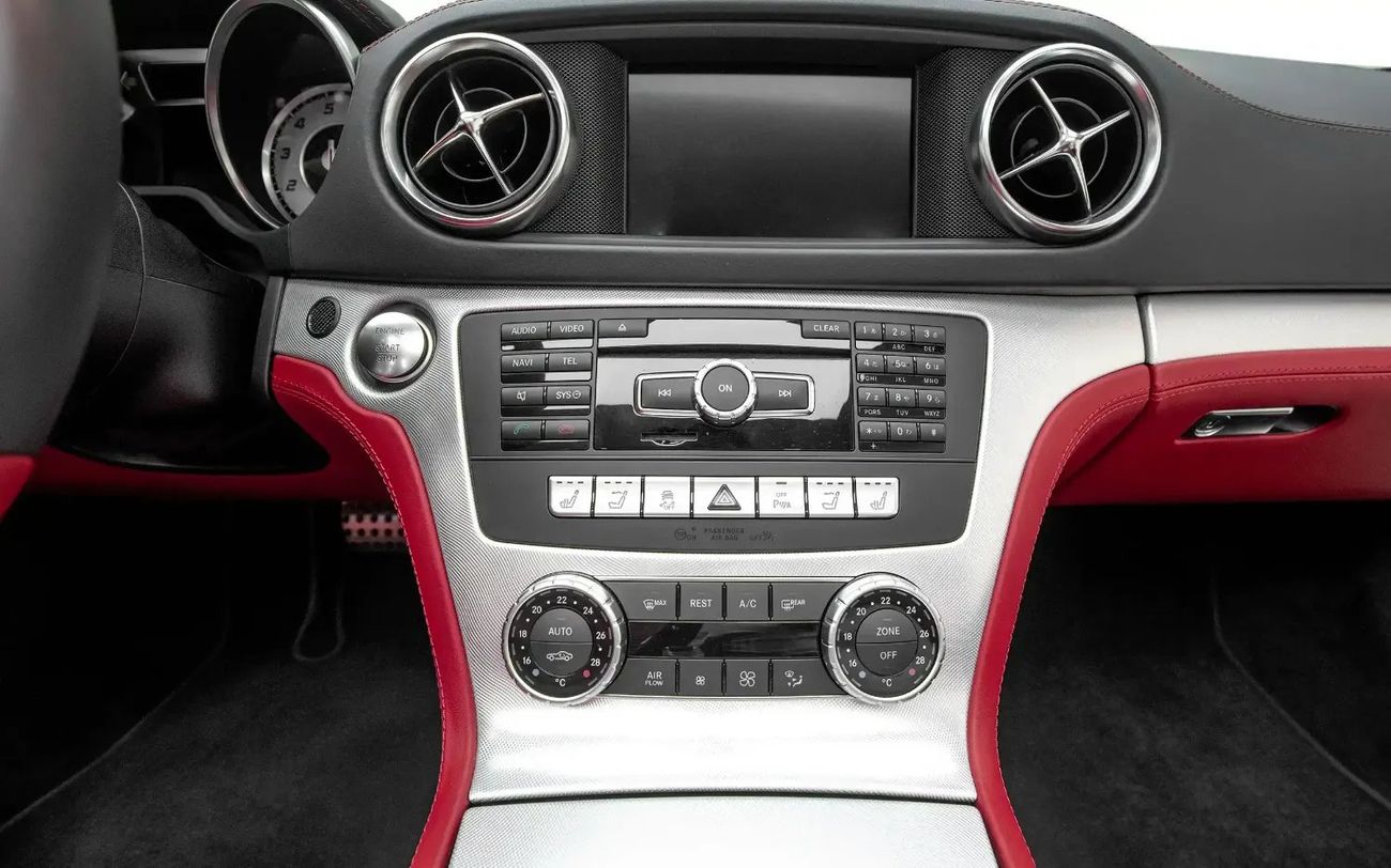 Mercedes-Benz SL 550 Convertible Edition 1 - Japanese Spec