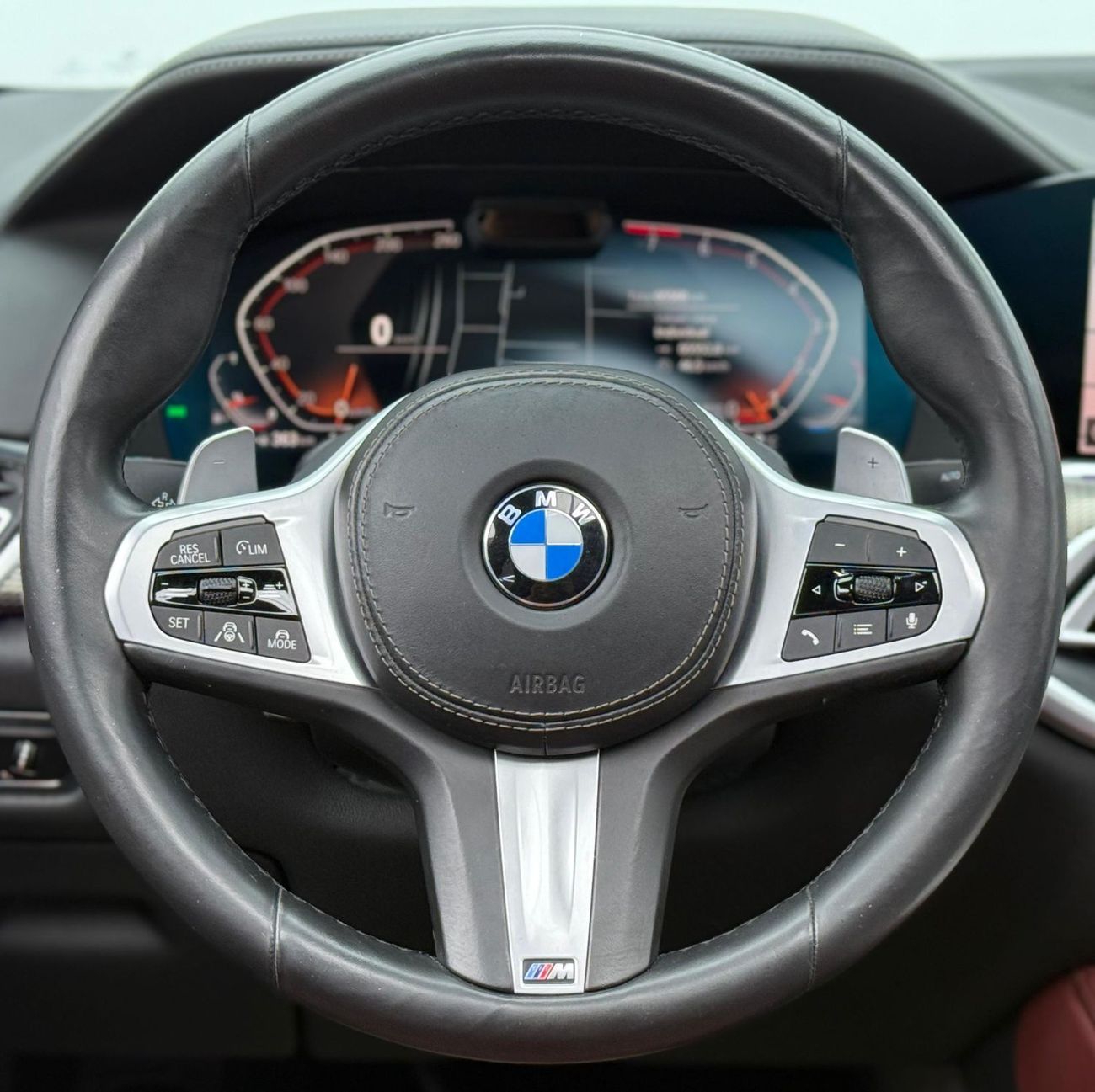 بي أم دبليو X6 xDrive40i Luxury M Sport Package 3.0L