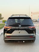 تويوتا سيينا XLE Hybrid 2.5