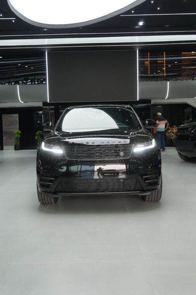 لاند روفر رينج روفر فيلار P250 S 2.0L Petrol 2024 BRAND NEW VELAR DYNAMIC / MERIDIAN SOUND