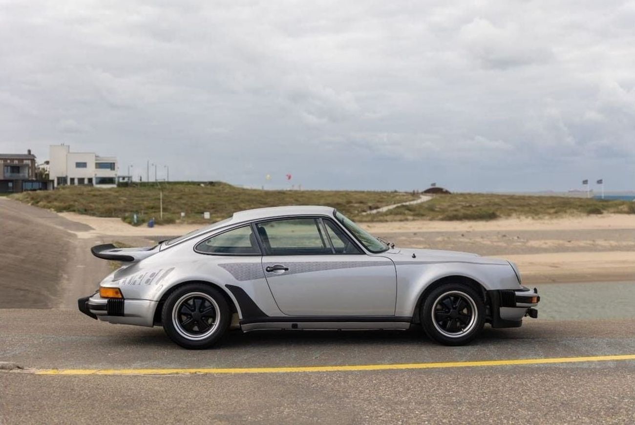 Porsche 930 911 / 930 Turbo