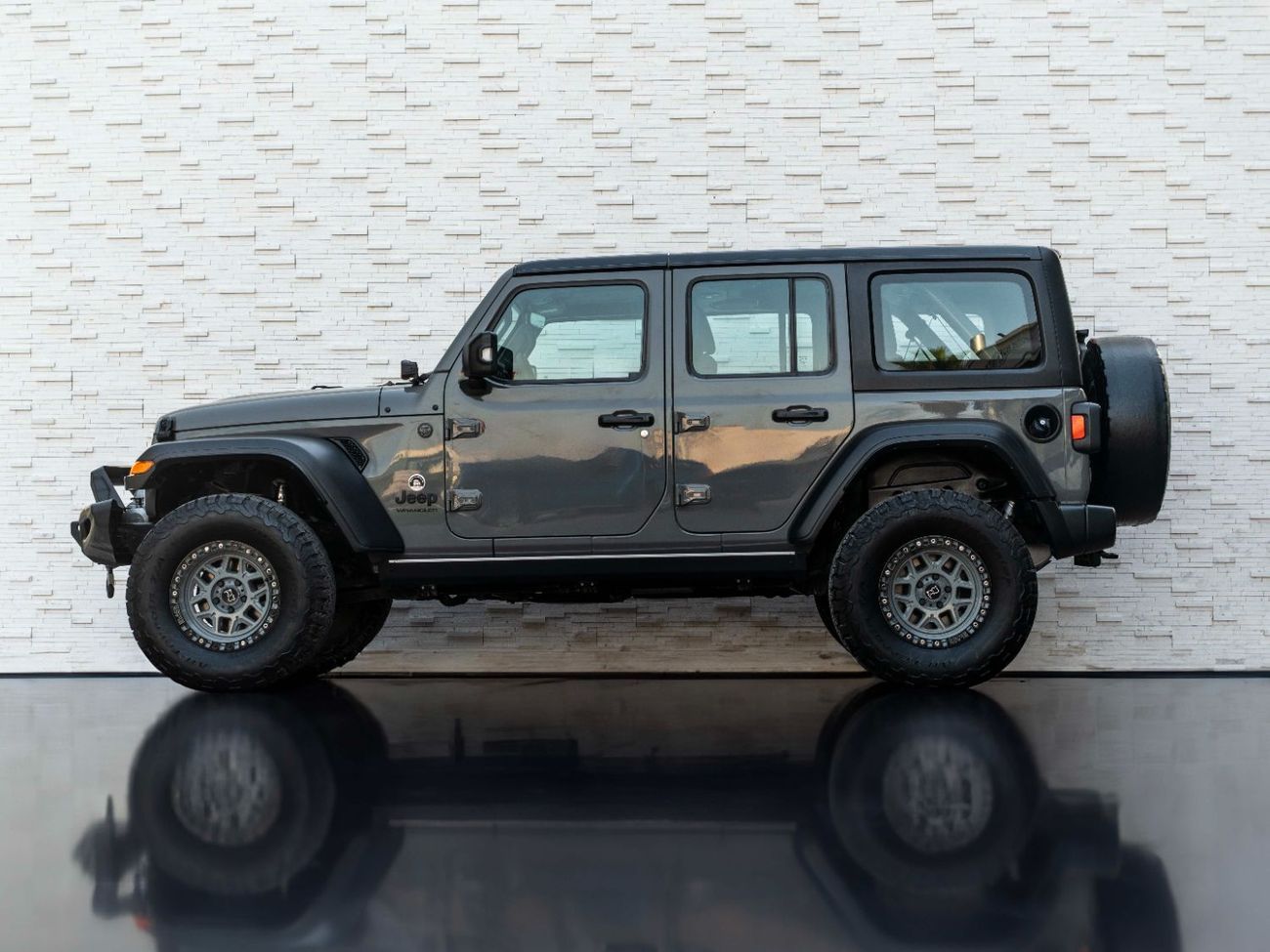 جيب رانجلر Sport S 3.6L A/T