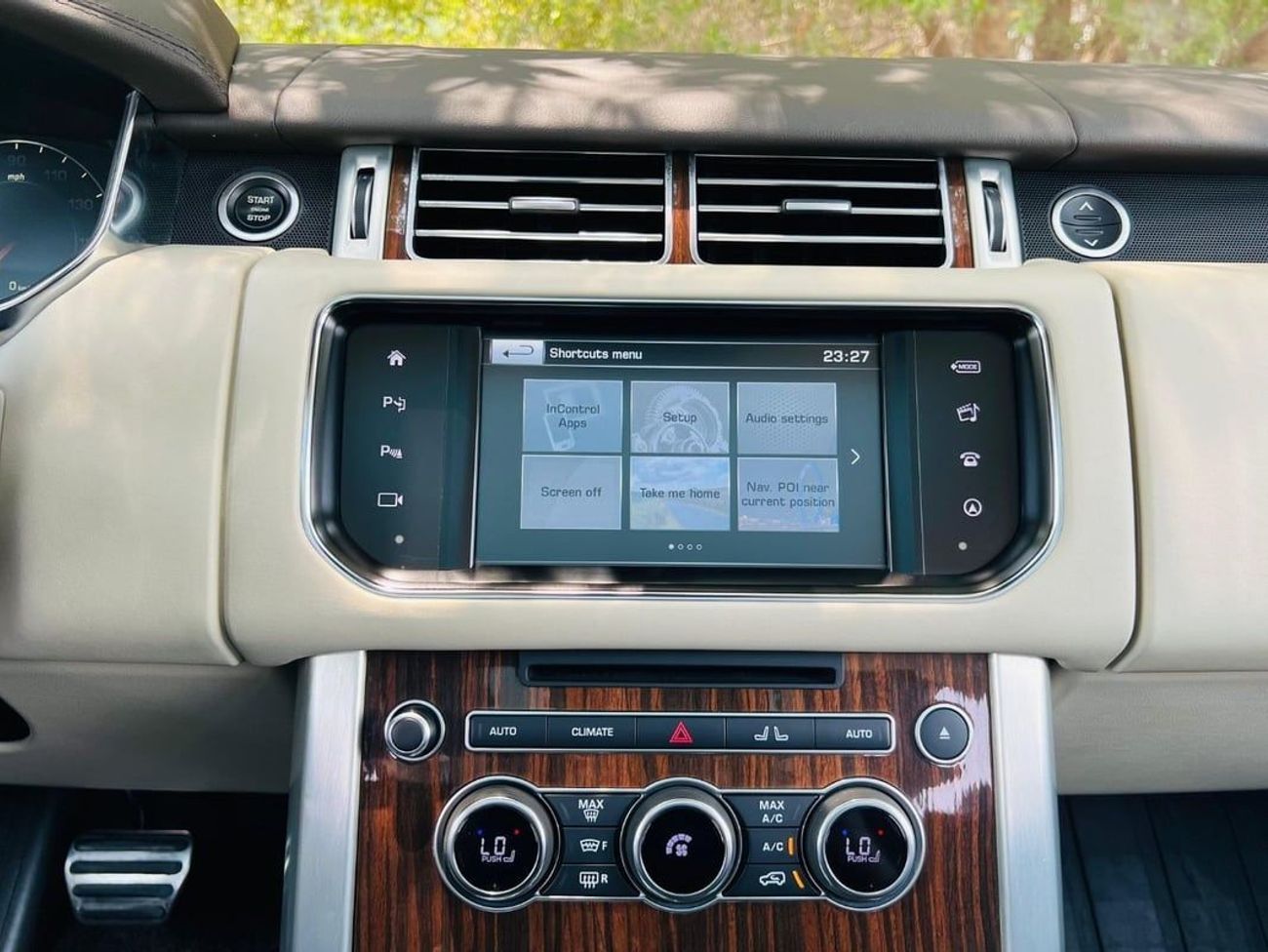 لاند روفر رينج روفر Supercharged 5.0L Range Rover Vogue (Supercharged)-2016- White (USA)
