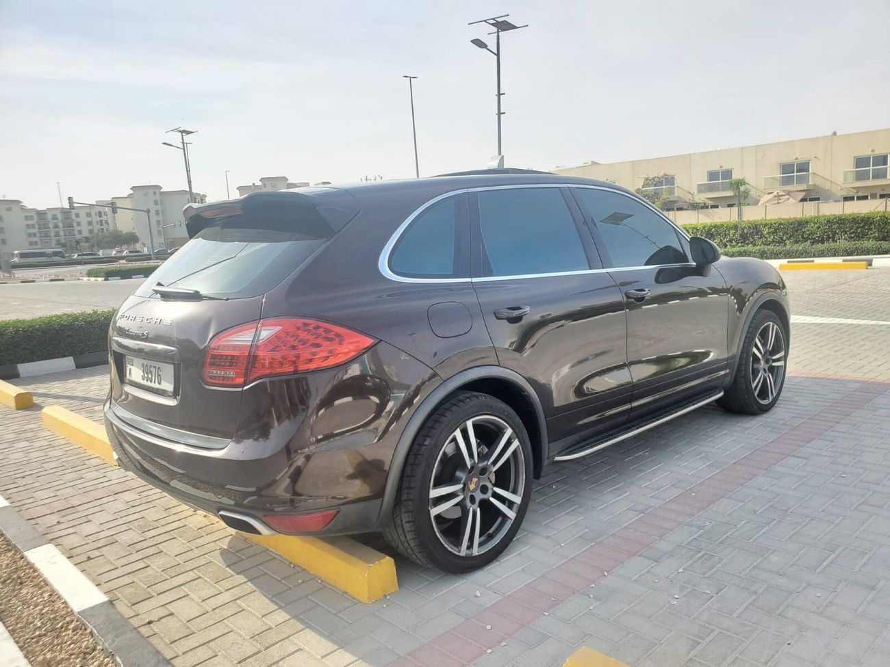 Porsche Cayenne Turbo S 4.8L (550 HP)