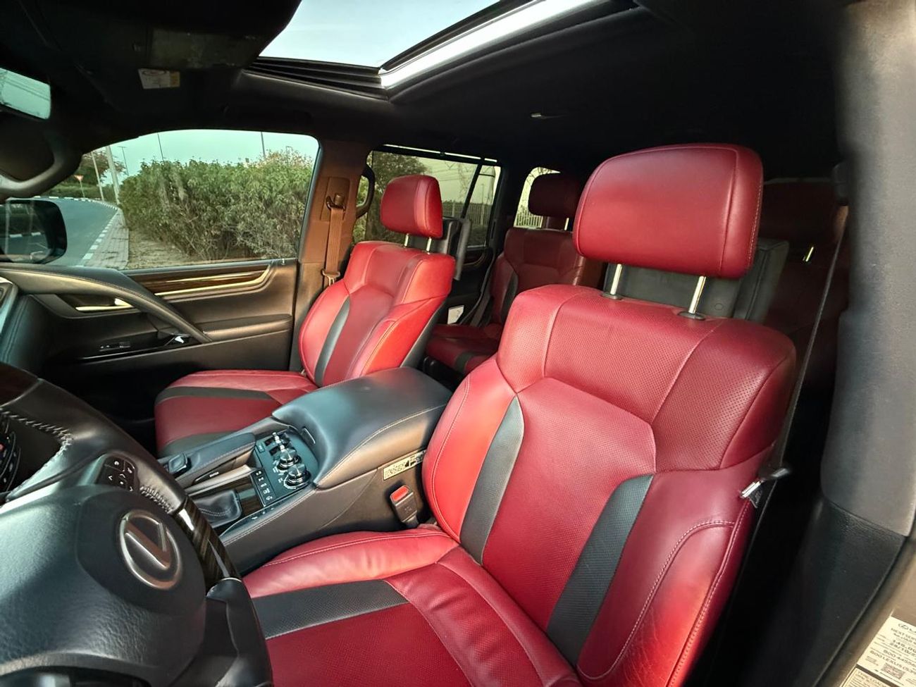 لكزس LX 570 Sport Titanium Plus 5.7L