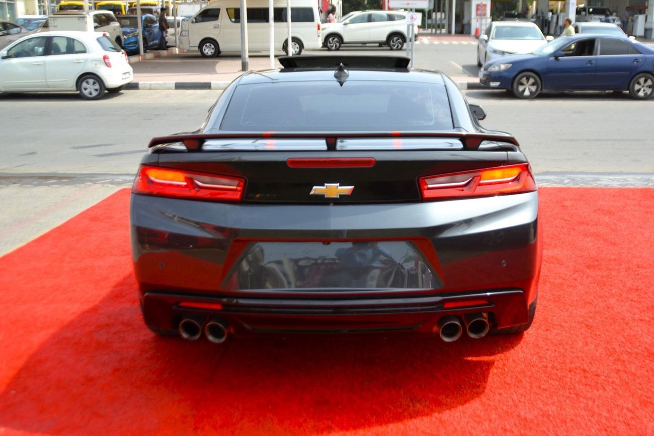 Chevrolet Camaro SS 6.2L Coupe/GCC//FULL OPTION //SUN ROOF //ALCANTARA //READY TO USE
