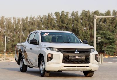 ميتسوبيشي L200 GL 2.4L (128 HP) Double Cab Utility Mitsubishi L200 2.4 L 2020 GCC accident-free in excellent condit