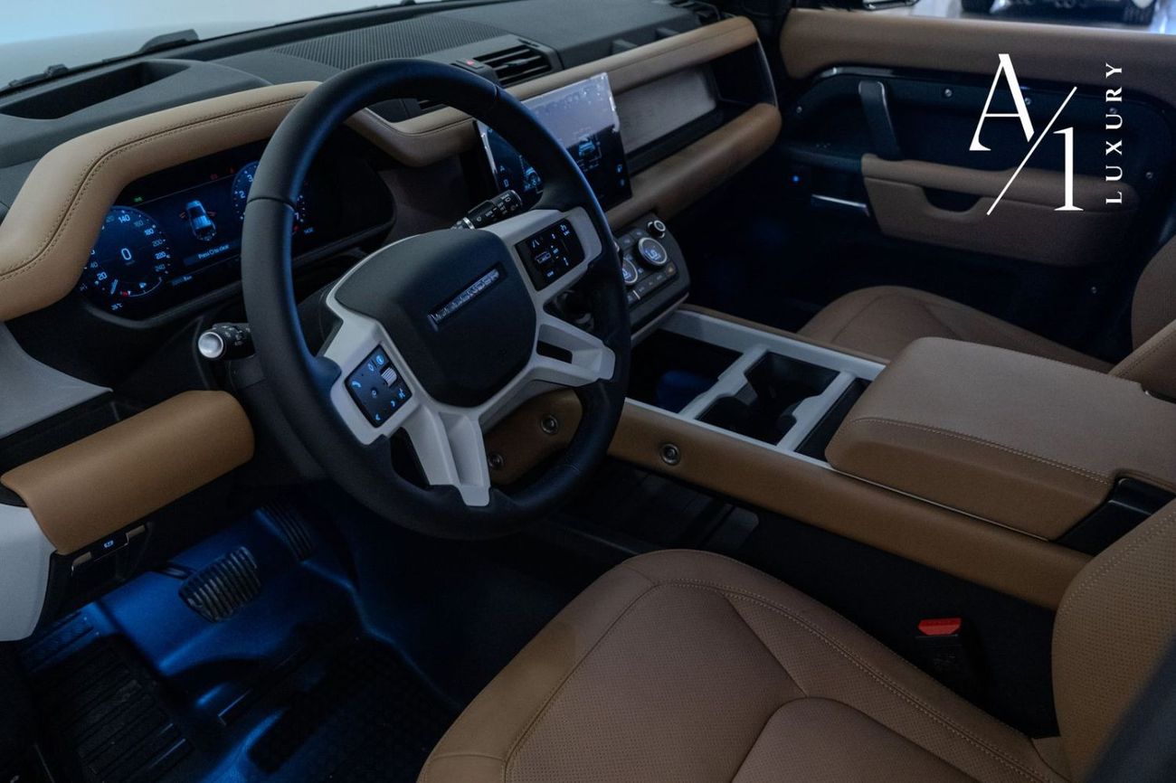 لاند روفر ديفندر P400 110 X-Dynamic SE 3.0L (5 Seater) 2025 Defender, 5 Years Land Rover Warranty, Delivery Kms, GCC
