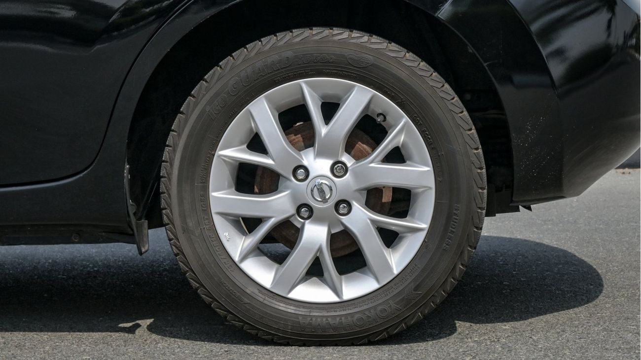 Nissan Versa