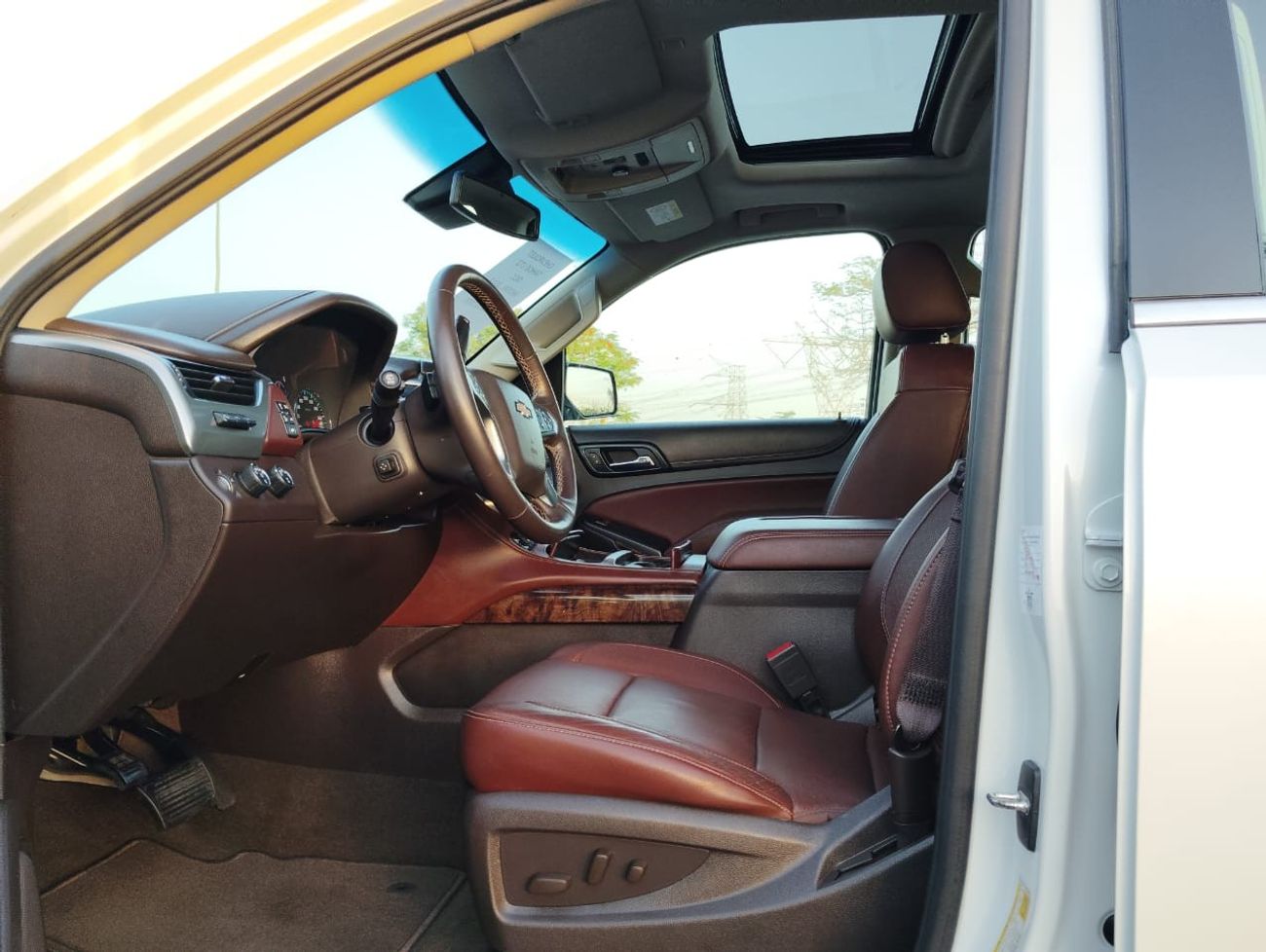 شيفروليه تاهو LS 5.3L 4WD (8 Seater)