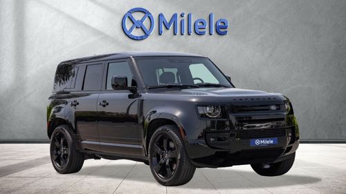 لاند روفر ديفندر V8 P525 5.0L PETROL: 360 CAM, HEATED/COOLED SEATS, ADAPTIVE CRUISE