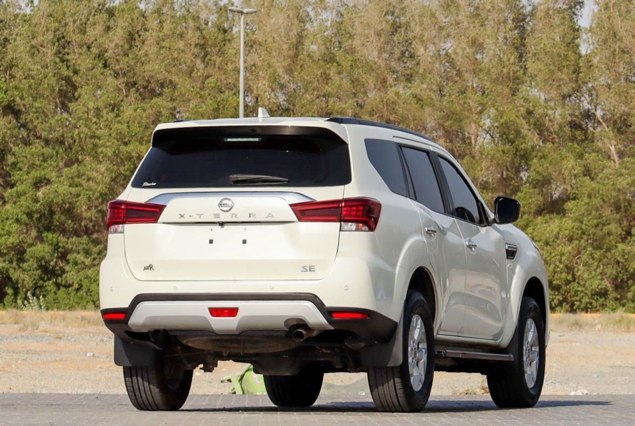 نيسان إكستيرا SE 2.5L RWD