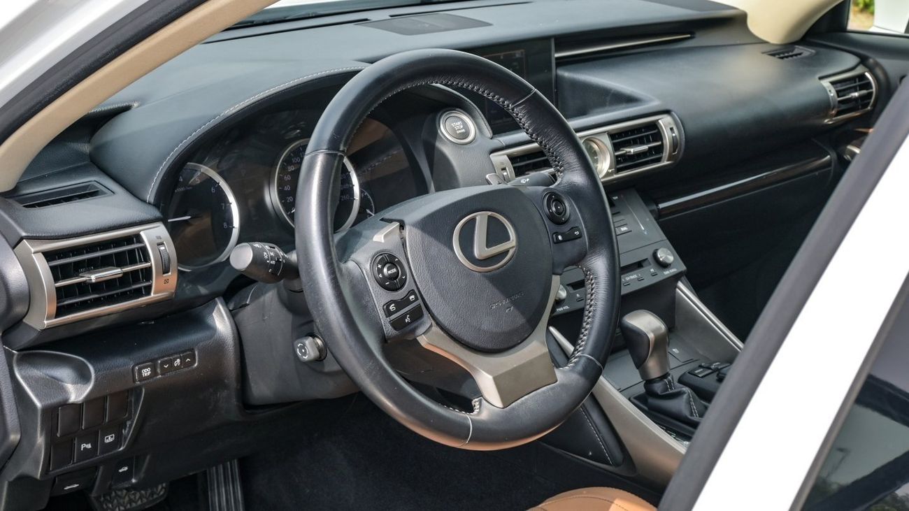 Lexus IS250