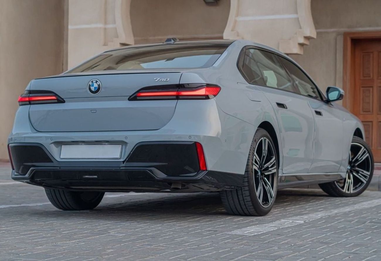 بي أم دبليو 740Li M POWER
