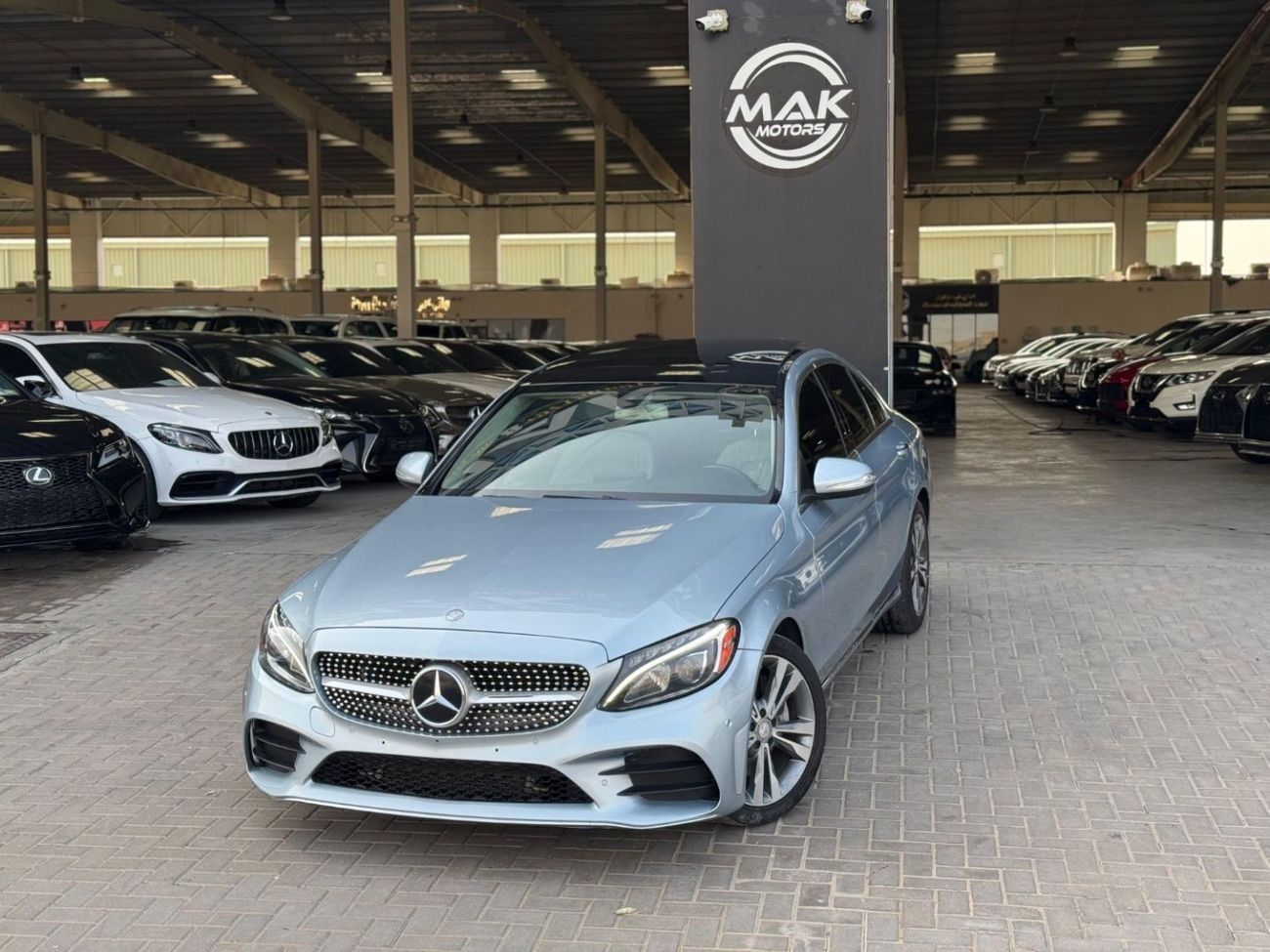 مرسيدس بنز C 300 AMG Pack 2.0L 2.0T V4 / AMG KIT / FULL OPTION / PROMASTER SOUND SYSTEM / IN PERFECT CONDITION