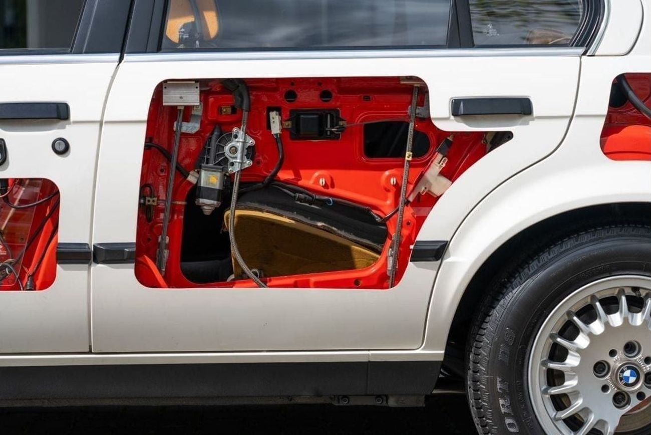 بي أم دبليو 325 E30