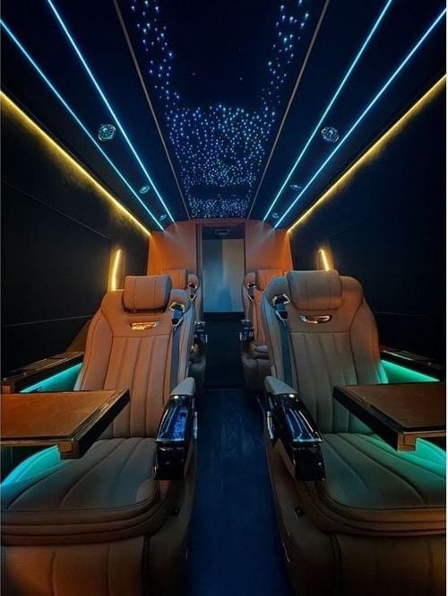 مرسيدس بنز سبرينتر Mercedes Sprinter 517 L4 H2 Extra Long with Full VIP Conversion