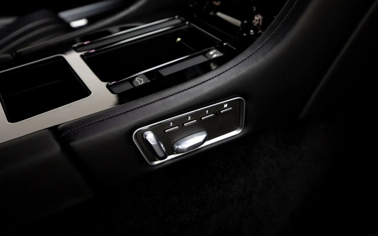 Aston Martin Vengeance By KAHN - Euro Spec