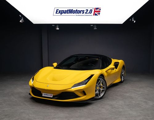 Ferrari F8 Tributo 2021 Ferrari F8 Tributo 3.8L V8 720 HP • Ferrari Warranty + Service Contract • GCC