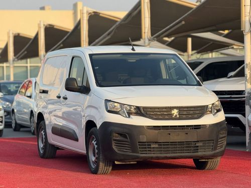 بيجو بارتنر 2022 | Van | Manual | Ref# 730