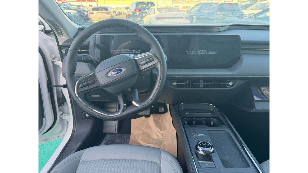 فورد توروس 2.0L PETROL 2023 GCC
