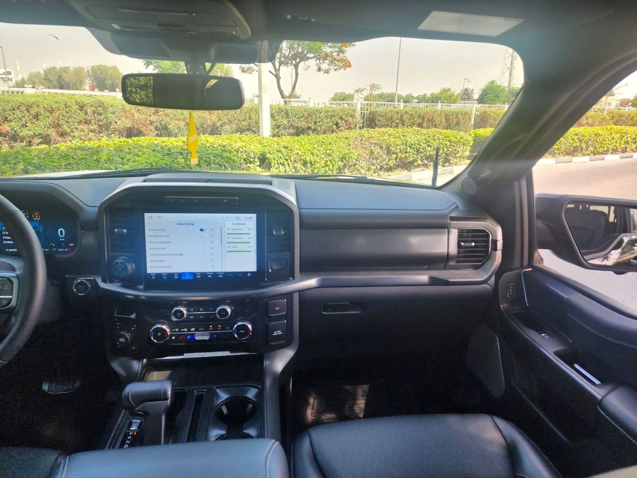 فورد F 150 LARIAT 5.0L V8 2024 FORD F 150 LARIAT  WITH WARRANTY 5.0L V8 - AUTOMATIC . PETROL . PICK UP TRUCK . 