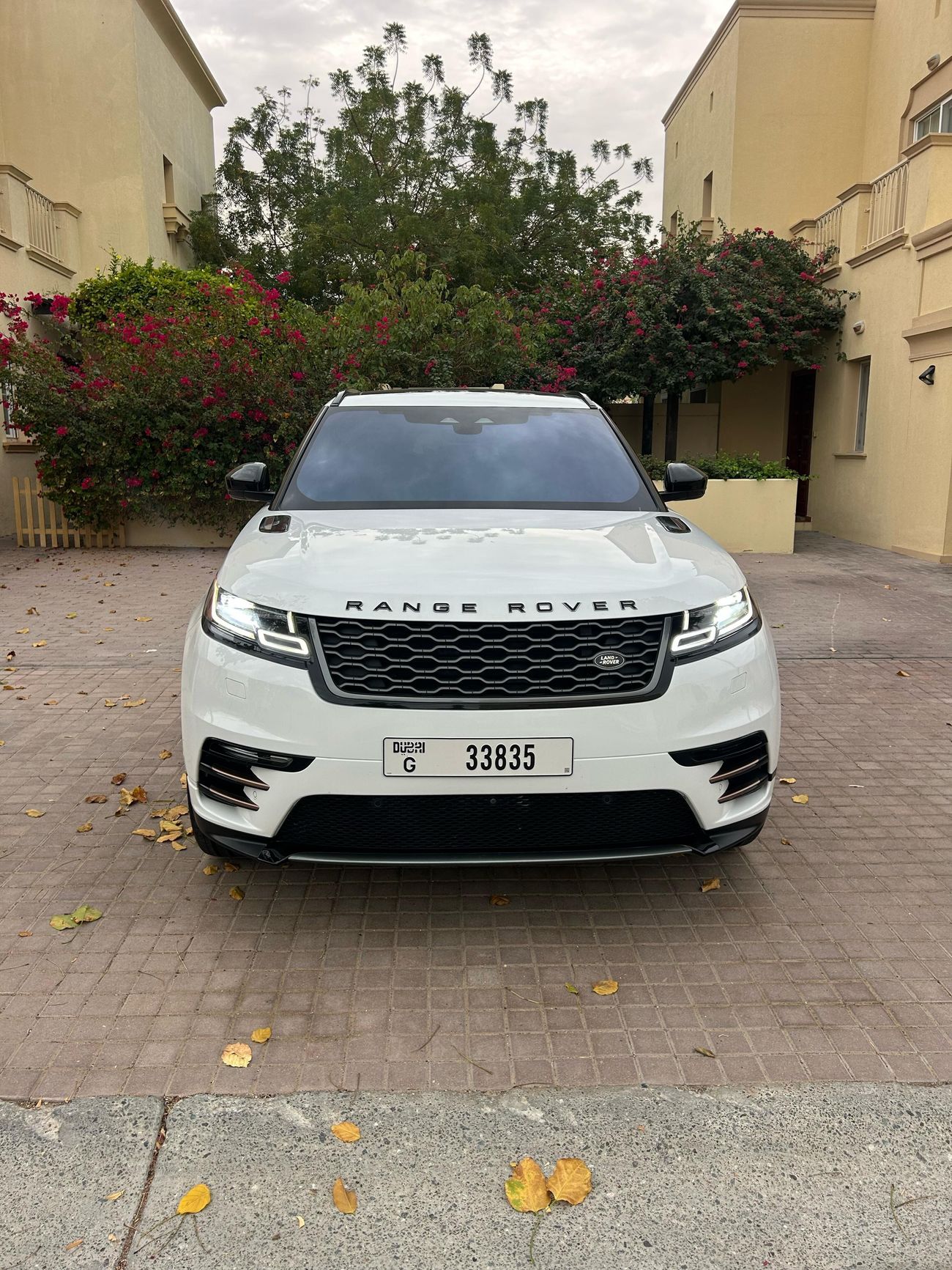 لاند روفر رينج روفر فيلار R-Dynamic 3.0L AWD