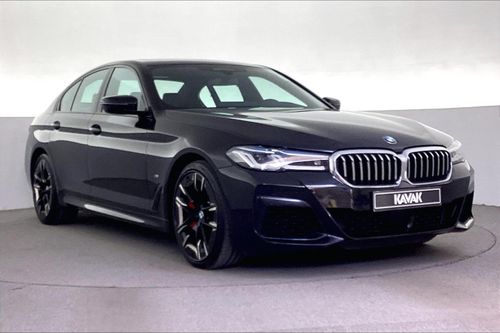 بي أم دبليو 540i M-Sport & Luxury Package | شامل الضمان | 0 ﺪﻔﻋﺓ ﺃﻮﻟﻯ