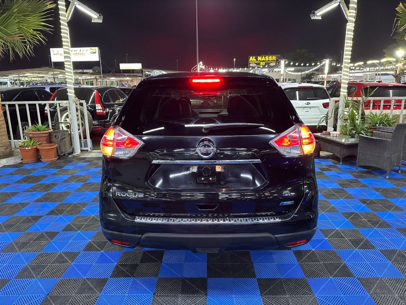 نيسان روج 2014 2.5L Panoramic 360 camera