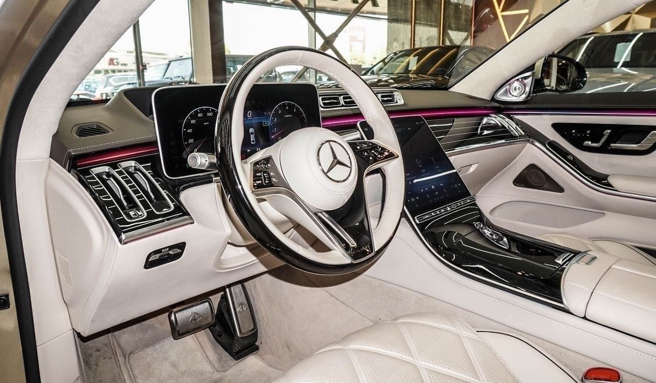 مرسيدس بنز S680 مايباخ V12