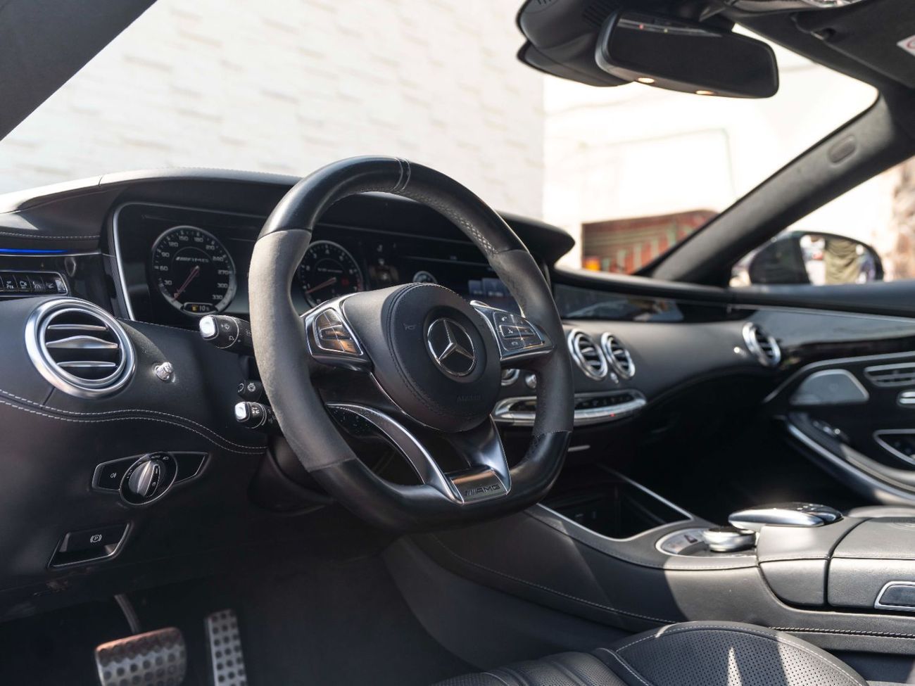 مرسيدس بنز S 63 AMG Std 5.5L