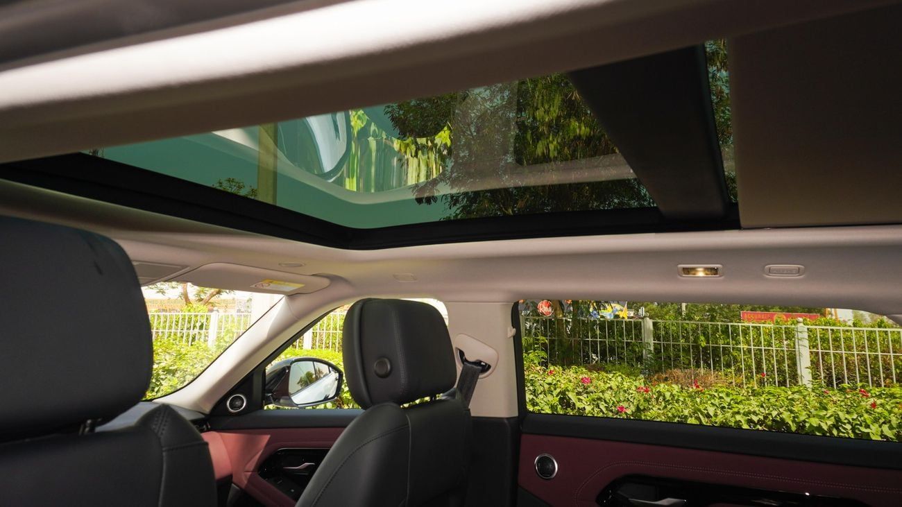 لاند روفر رانج روفر إيفوك SE P250 DYNAMIC 2025!! BRAND NEW CAR