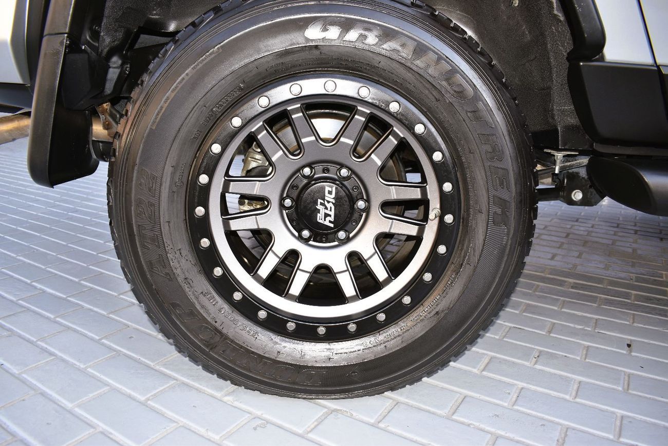 Toyota FJ Cruiser GXR 4.0L A/T