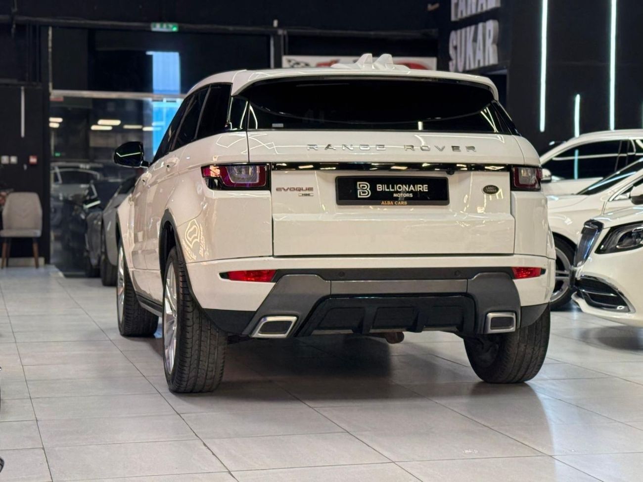 لاند روفر رانج روفر إيفوك P250 R-Dynamic HSE 2.0L RANGE ROVER EVOQUE 2018 GCC