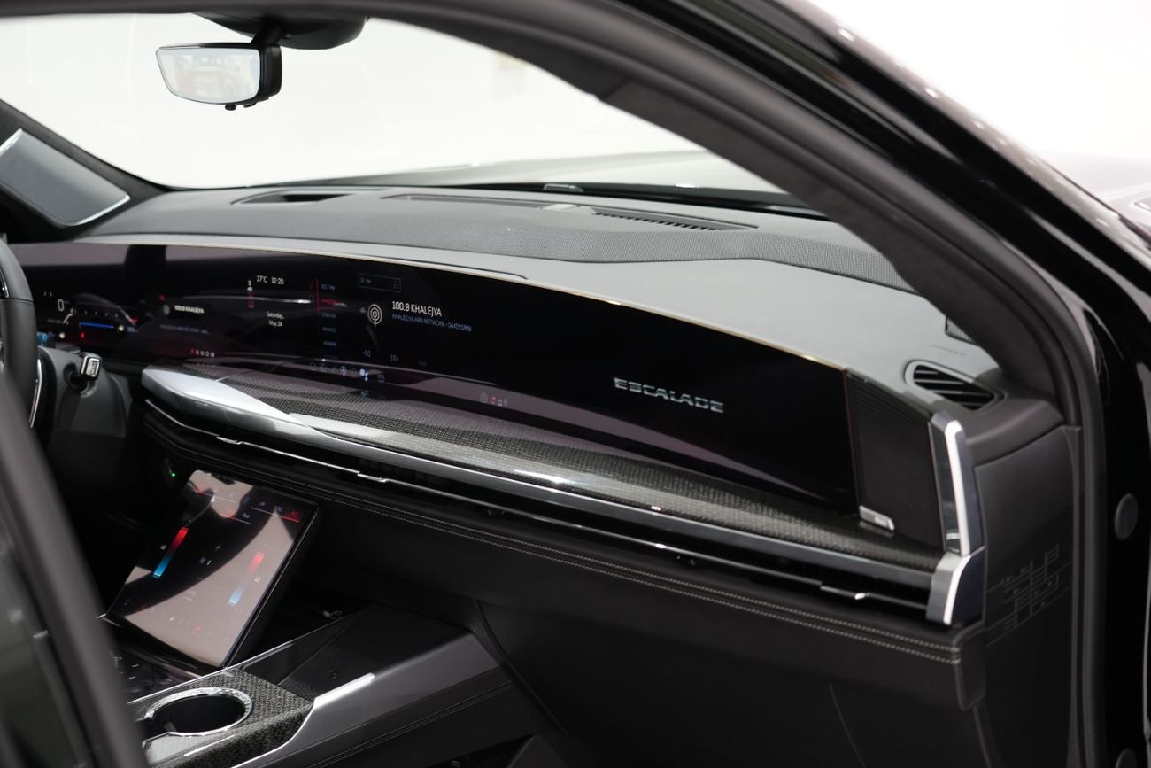 كاديلاك إسكالاد All-New 2025 Cadillac Escalade V-Series 6.2L Supercharged - GCC 5-Year Warranty Service Contract