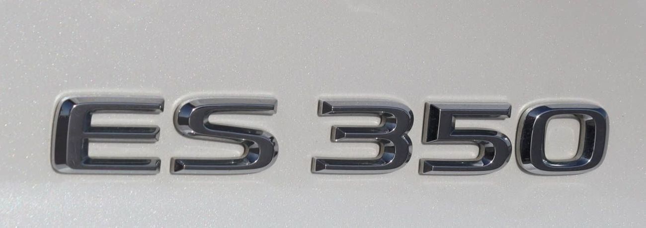 لكزس ES 350 Platinum 3.5L FWD Lexus ES350 3.5L | V6 | 2018 GCC  | Original Paint | Accident Free  Excellent Cond