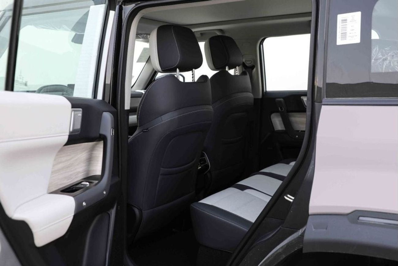 Chery iCar 2024 ICAR EQ3 V3 High Performance 4WD - Grey inside White | Export price