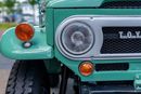 Toyota FJ Cruiser FJ-40