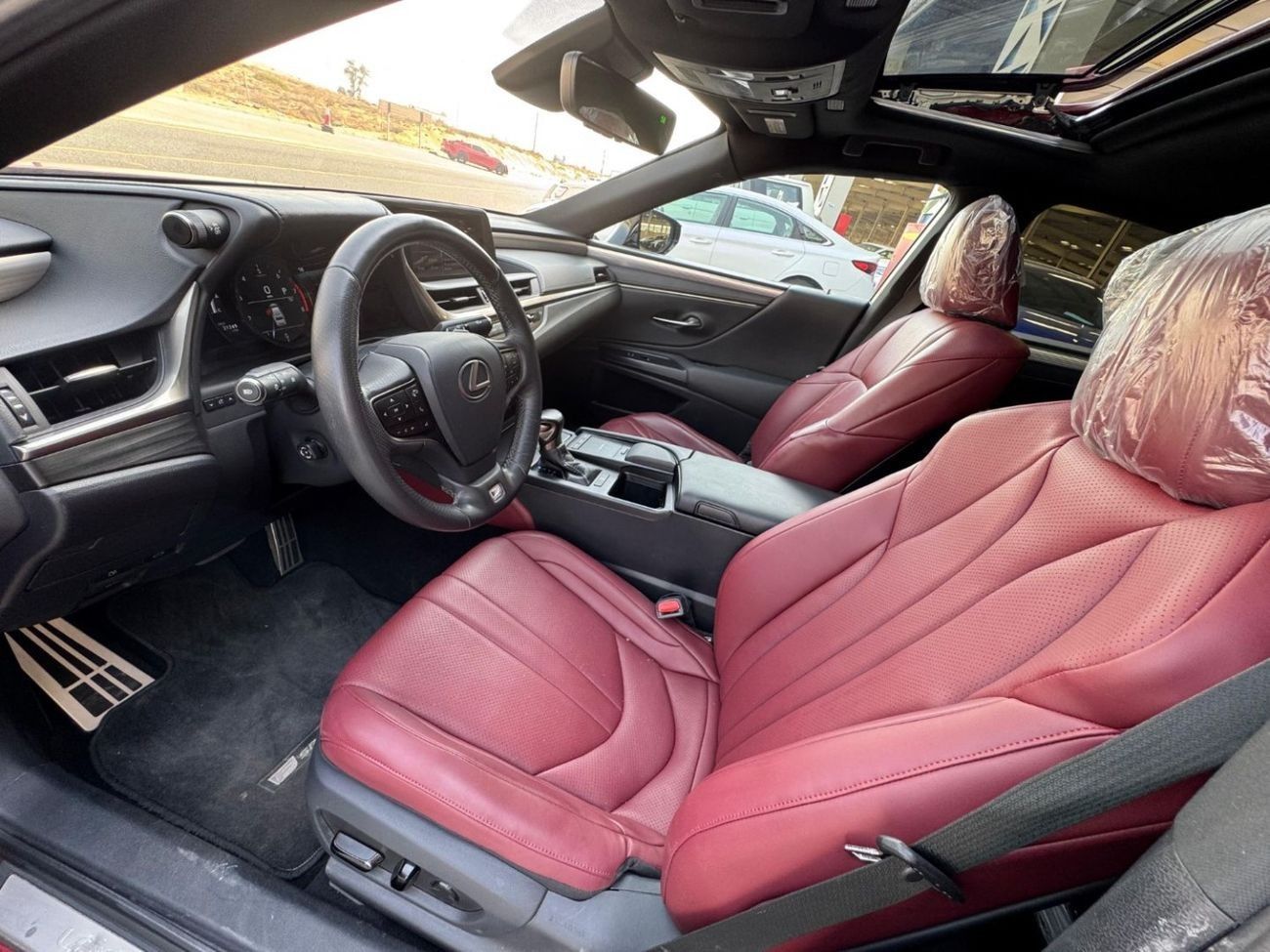لكزس ES 350 F-SPORT / V6 3.5L / RADAR / ROAD ASSIST / WIRELESS CHARGER / DRIVE MODES S, S+
