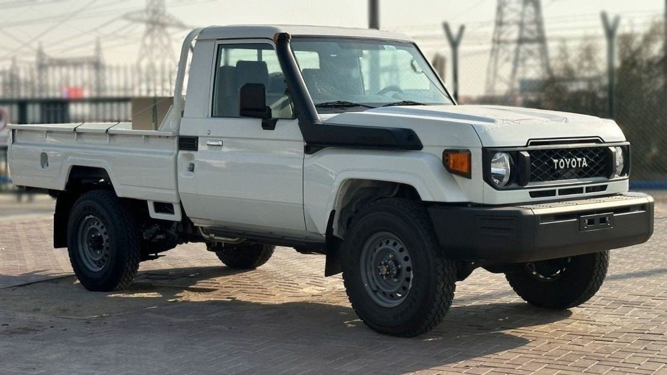 Toyota Land Cruiser Pick Up Land Cruiser Pick-up LC79 4.2L Diesel SC 4x4 MT 2025
