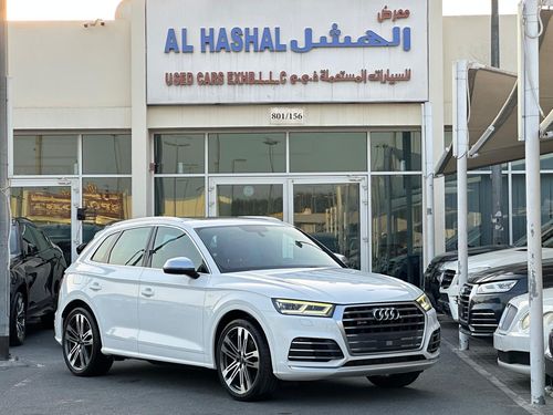 Audi SQ5 Audi  SQ5  2018, Gulf  specifications, luxury  sports car